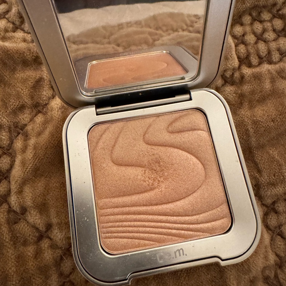 REM Highlighter - Miss Mercury ✨